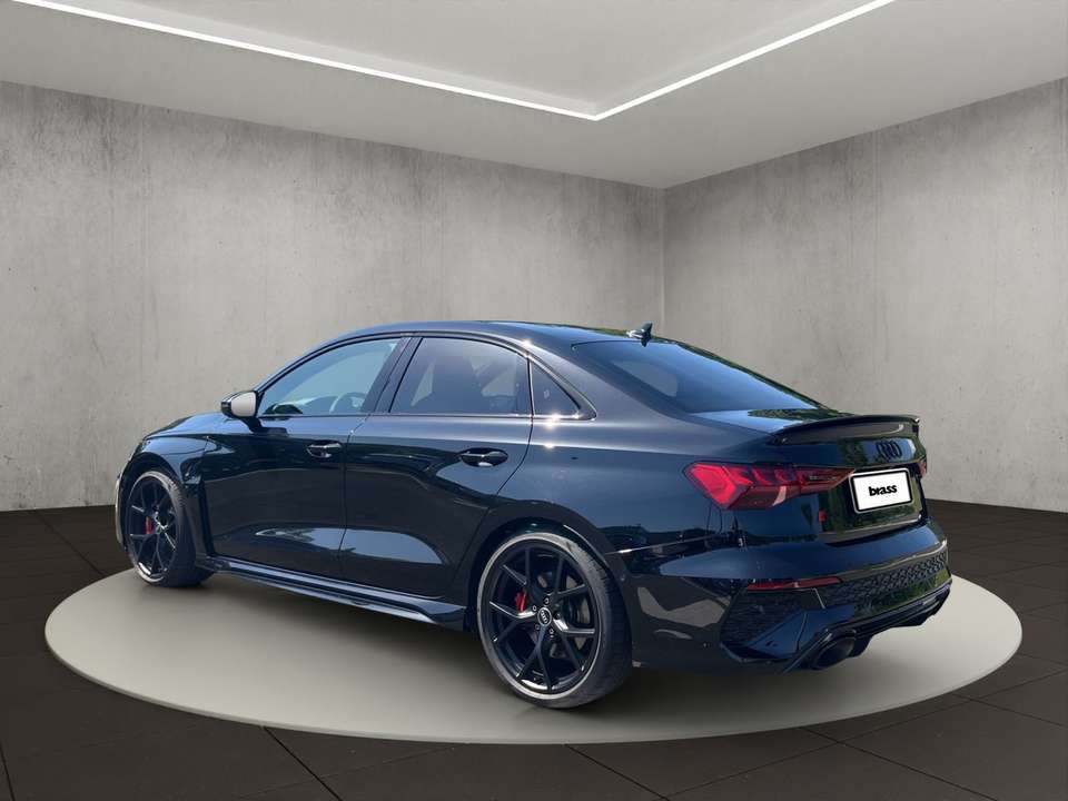 Audi RS3 - Imagem 3