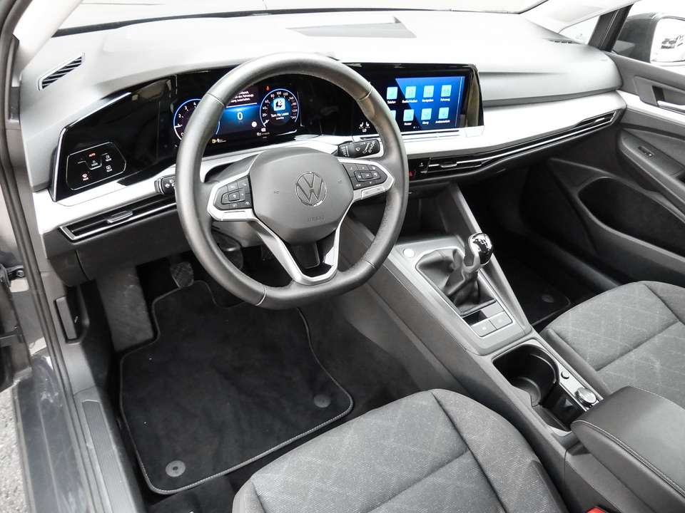 Volkswagen Golf Variant - Imagem 9