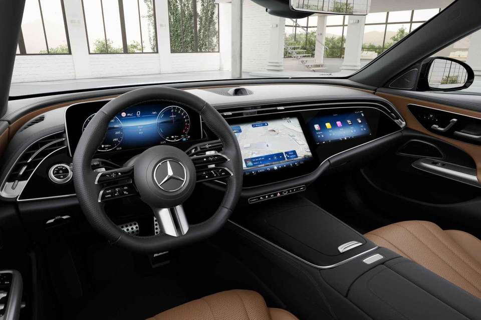 Mercedes-Benz E 300 - Imagem 3