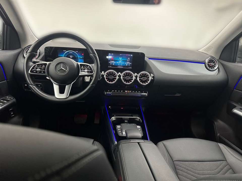 Mercedes-Benz GLA 220 - Imagem 11
