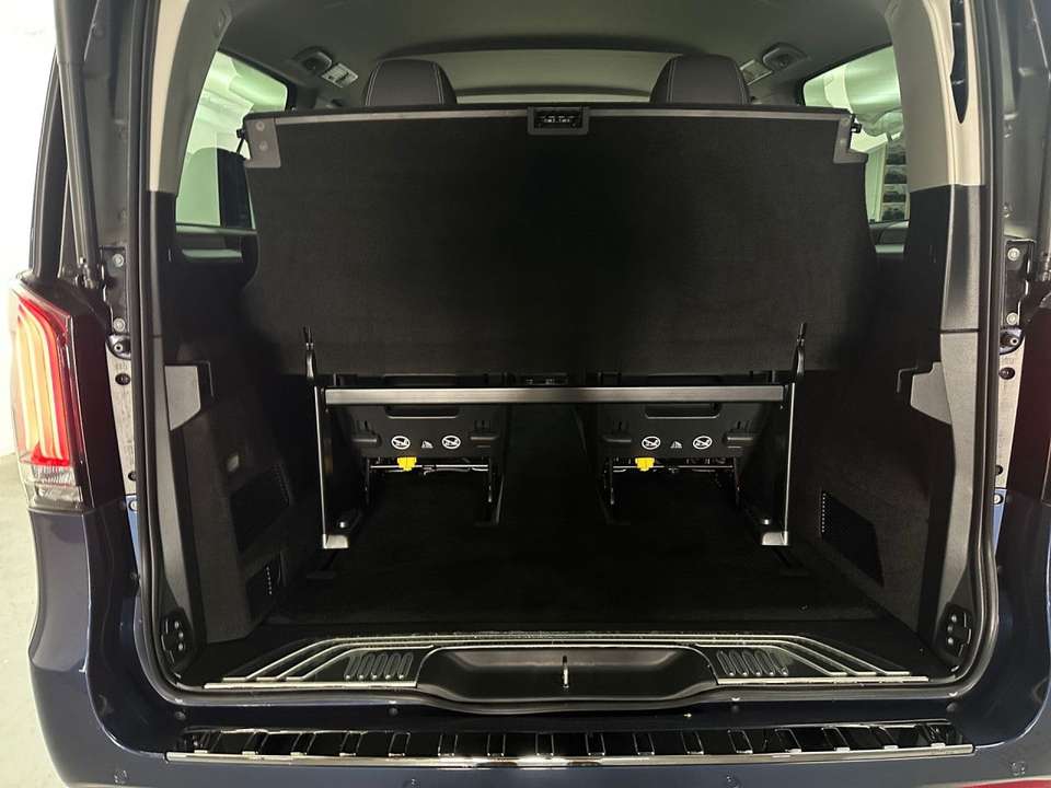 Mercedes-Benz V 300 - Imagem 13