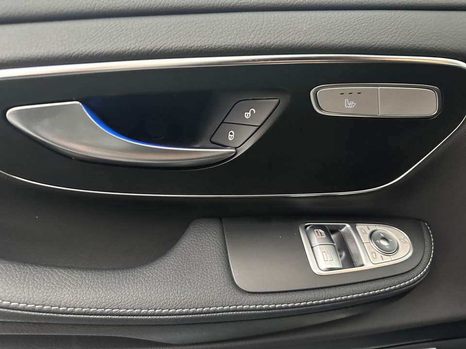 Mercedes-Benz V 300 - Imagem 15