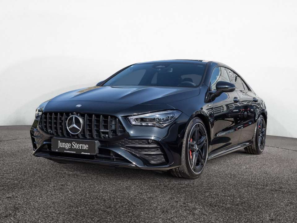 Mercedes-Benz CLA 35 AMG - Imagem 1