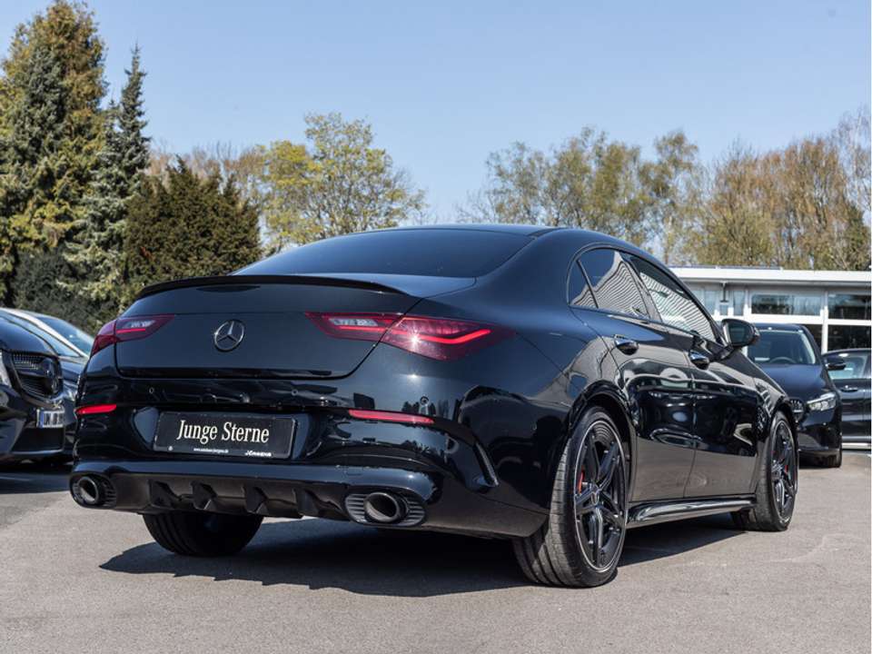 Mercedes-Benz CLA 35 AMG - Imagem 3
