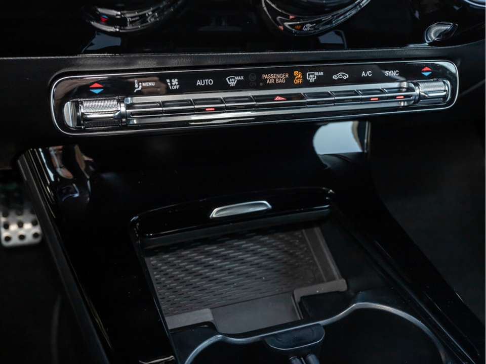 Mercedes-Benz CLA 35 AMG - Imagem 14