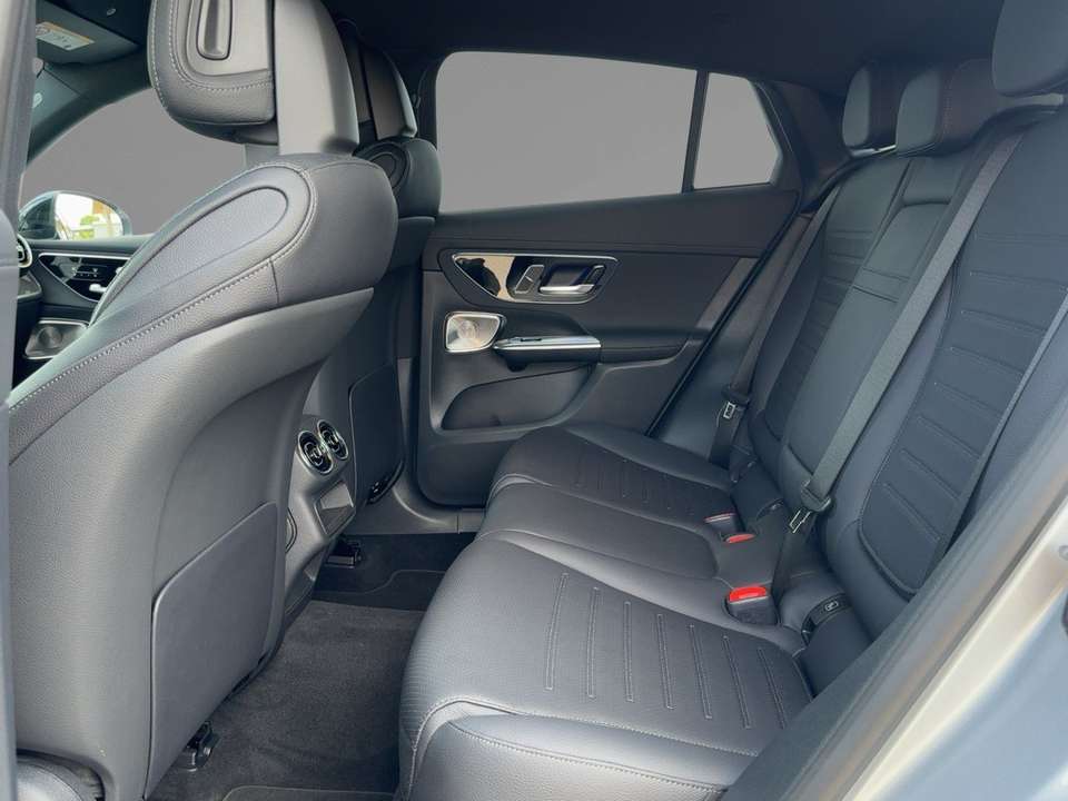 Mercedes-Benz GLC 400 - Imagem 9