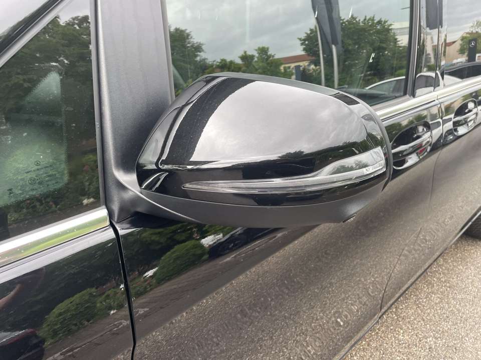 Mercedes-Benz V 300 - Imagem 6