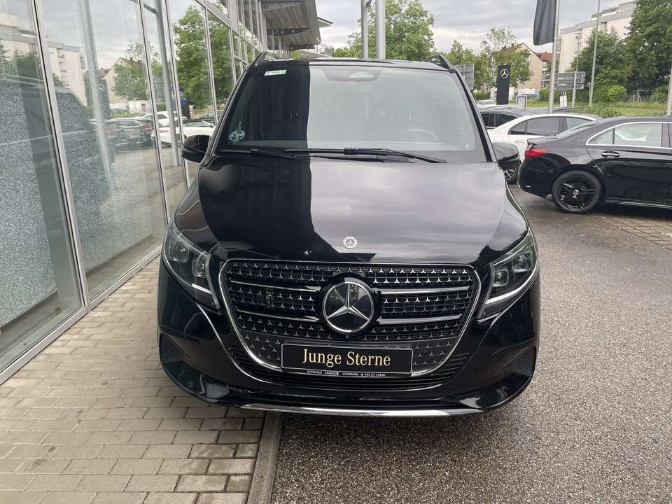 Mercedes-Benz V 300 - Imagem 11