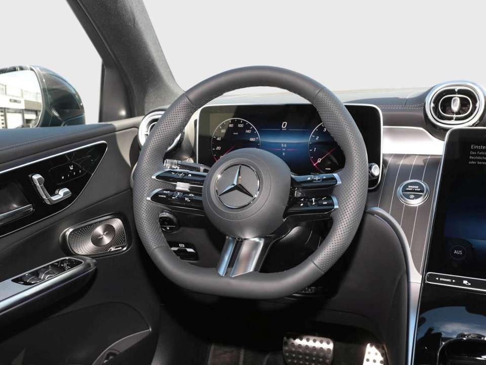 Mercedes-Benz GLC 300 - Imagem 8