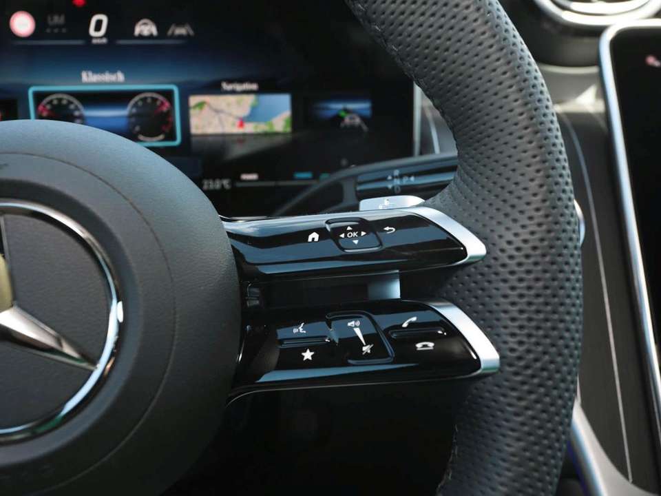 Mercedes-Benz GLC 300 - Imagem 10