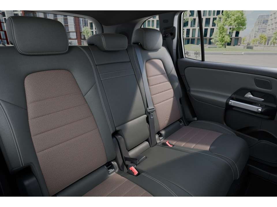 Mercedes-Benz EQB 250 - Imagem 9