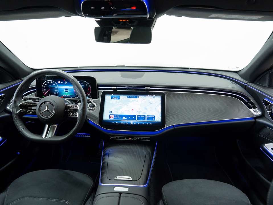 Mercedes-Benz E 220 - Imagem 3