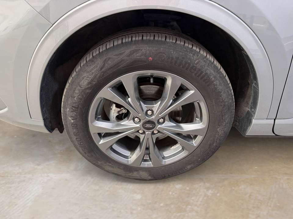 Ford Kuga - Imagem 12