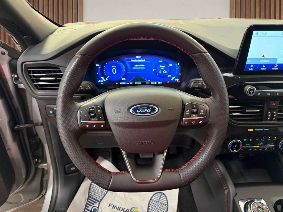 Ford Kuga - Imagem 15