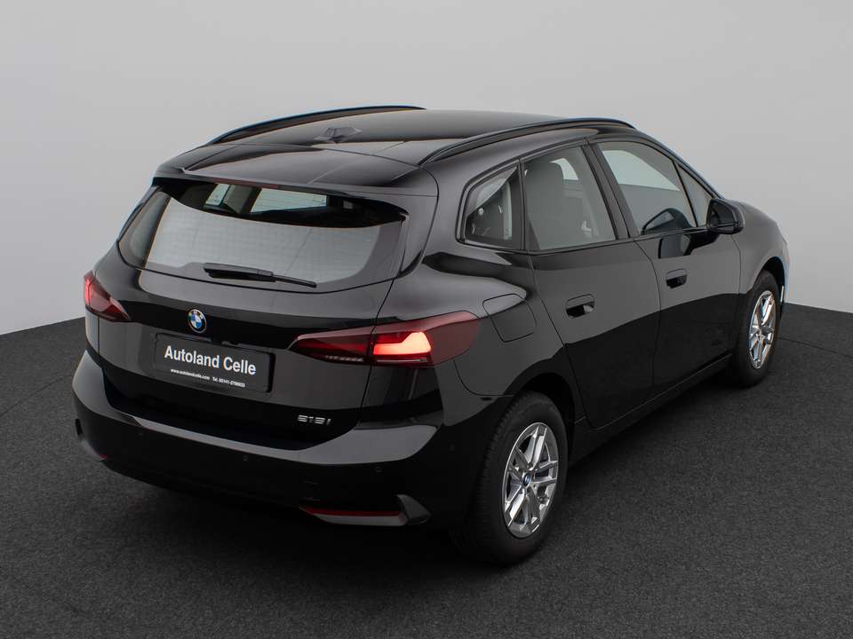 BMW 216 - Imagem 7
