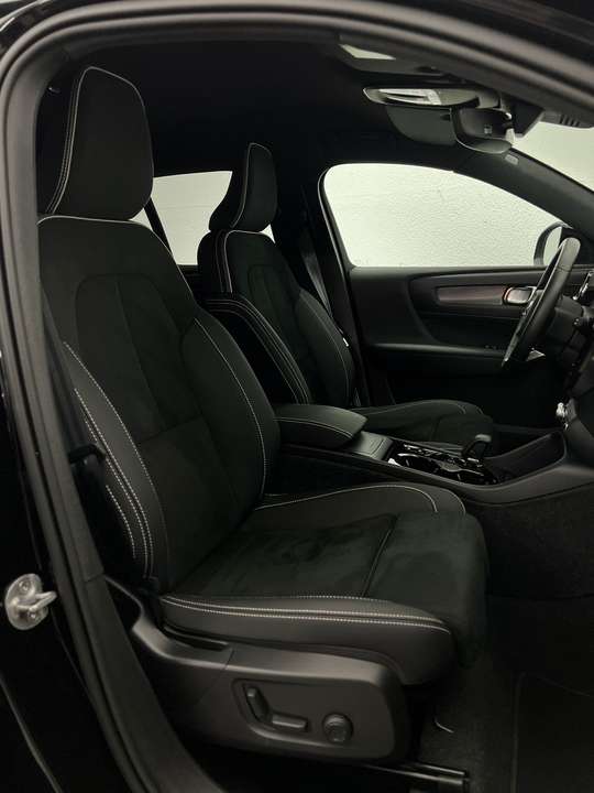 Volvo XC40 - Imagem 8