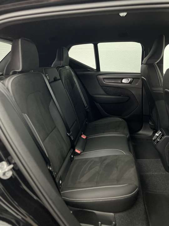Volvo XC40 - Imagem 9