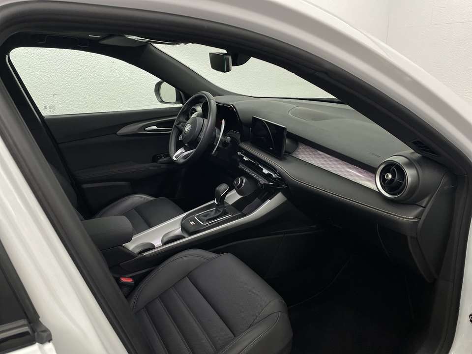 Alfa Romeo Tonale - Imagem 14