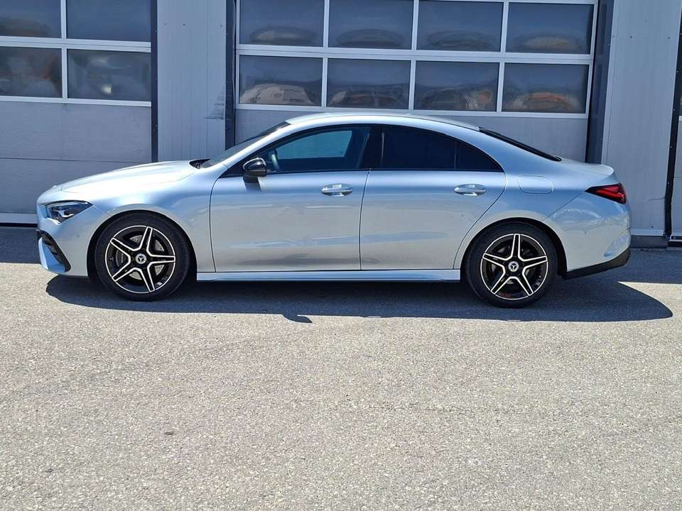 Mercedes-Benz CLA 200 - Imagem 2