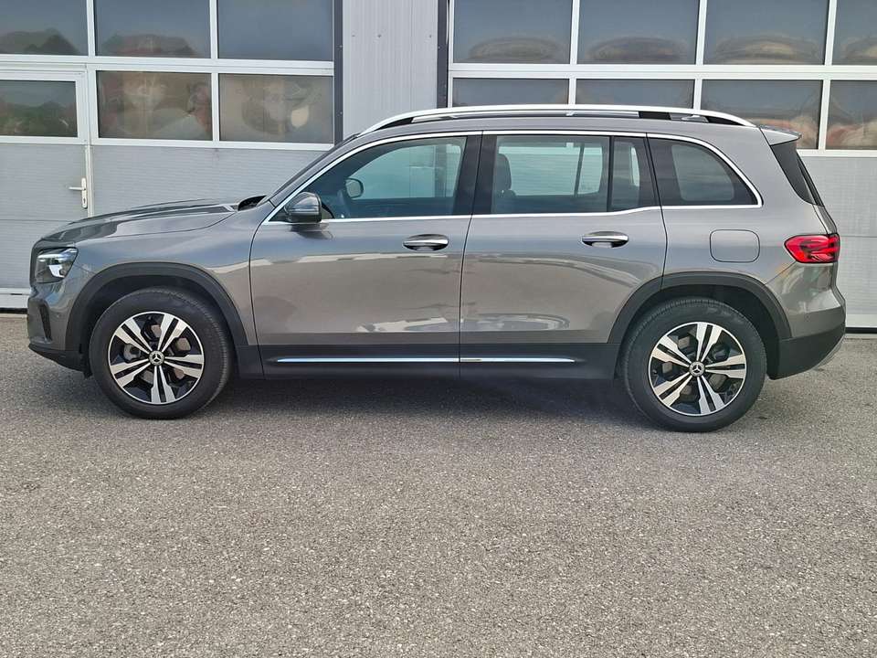 Mercedes-Benz GLB 250 - Imagem 2