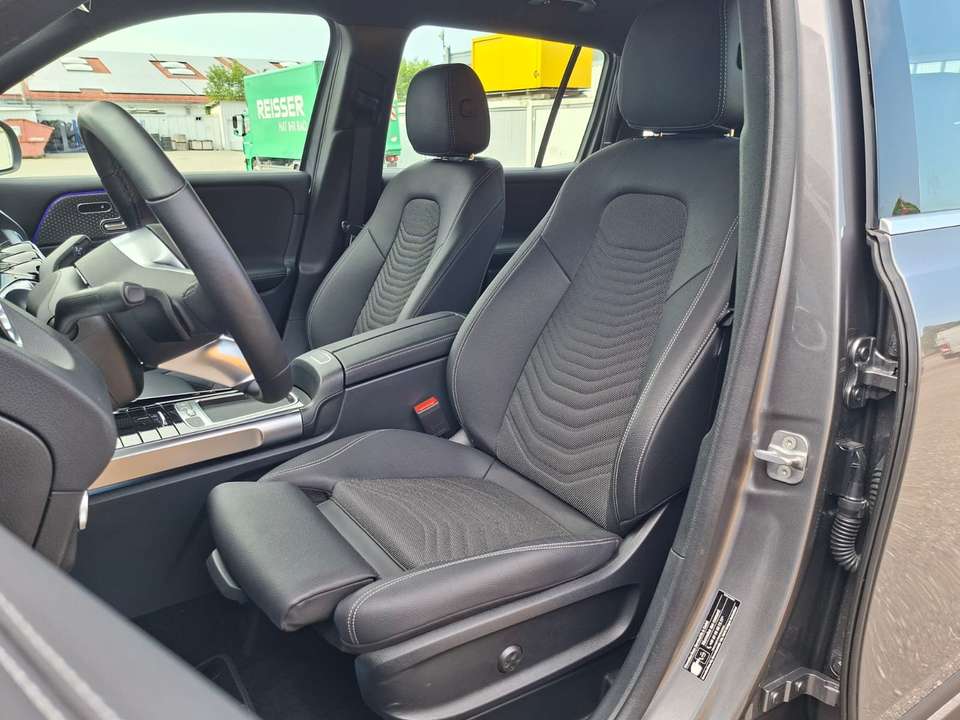 Mercedes-Benz GLB 250 - Imagem 11
