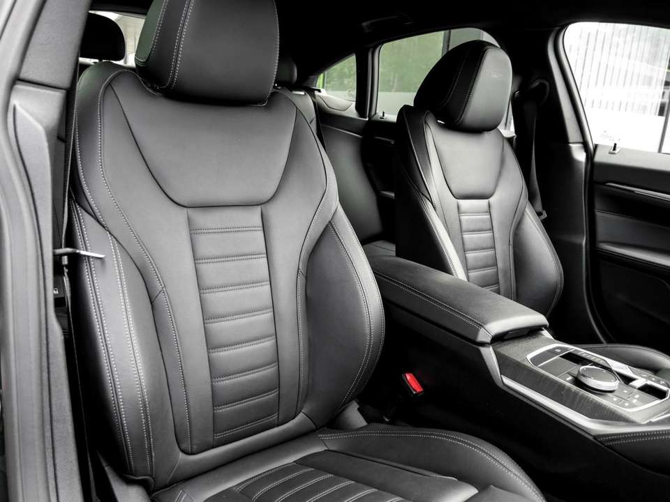 BMW i4 - Imagem 6