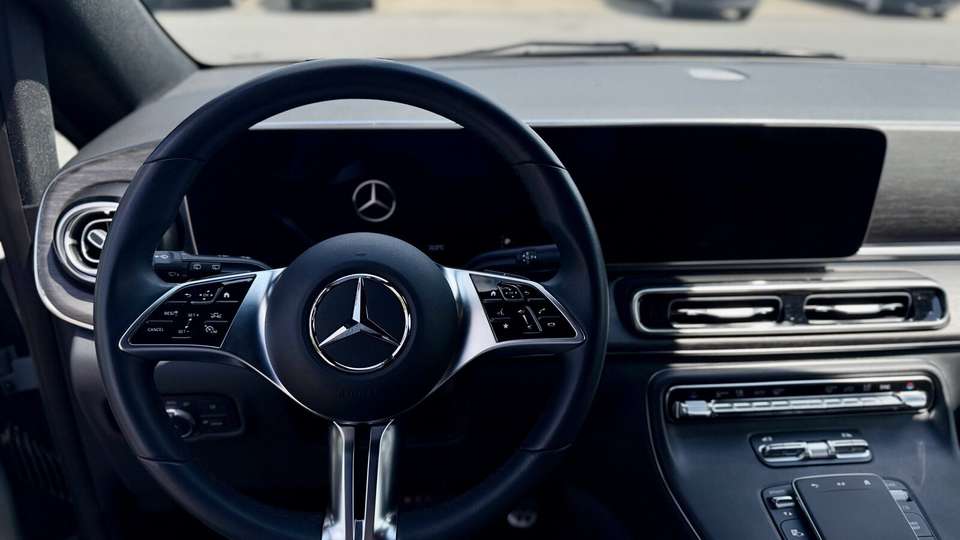 Mercedes-Benz V 250 - Imagem 14