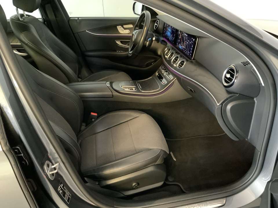 Mercedes-Benz E 220 - Imagem 14