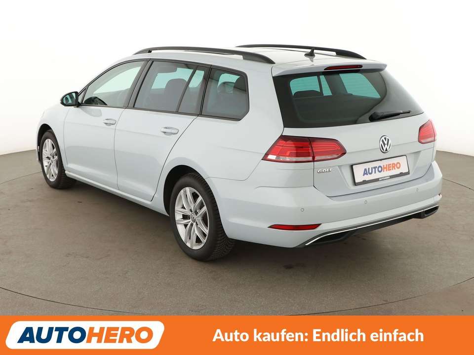 Volkswagen Golf - Imagem 4