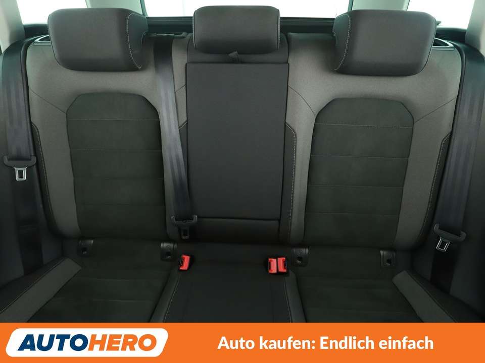 Volkswagen Golf - Imagem 15