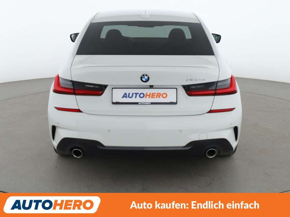 BMW 330 - Imagem 5