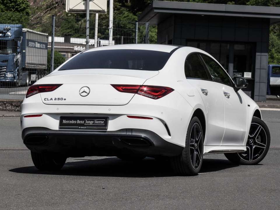 Mercedes-Benz CLA 250 - Imagem 3
