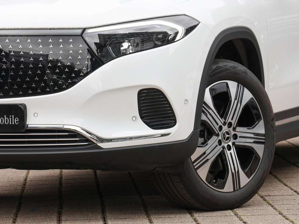 Mercedes-Benz EQA 300 - Imagem 5
