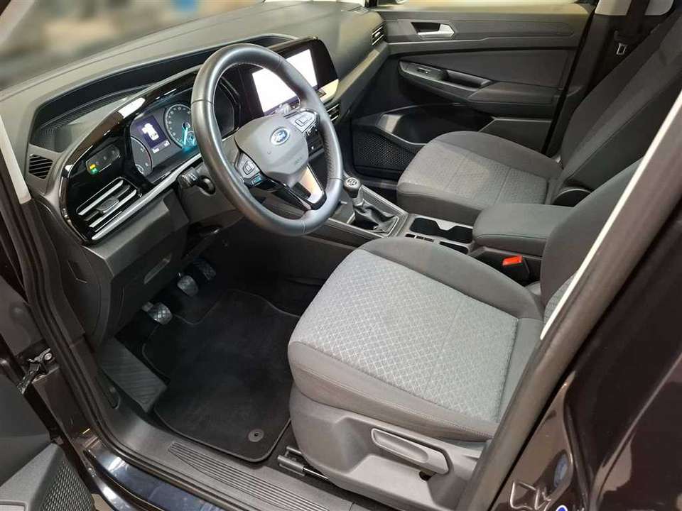 Ford Grand Tourneo - Imagem 8