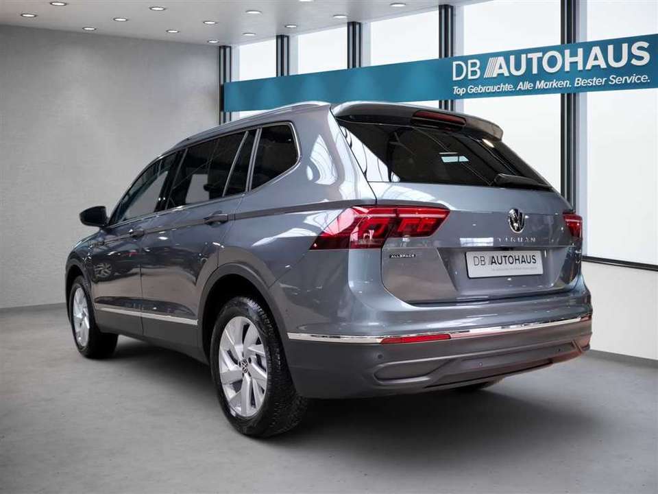 Volkswagen Tiguan Allspace - Imagem 6