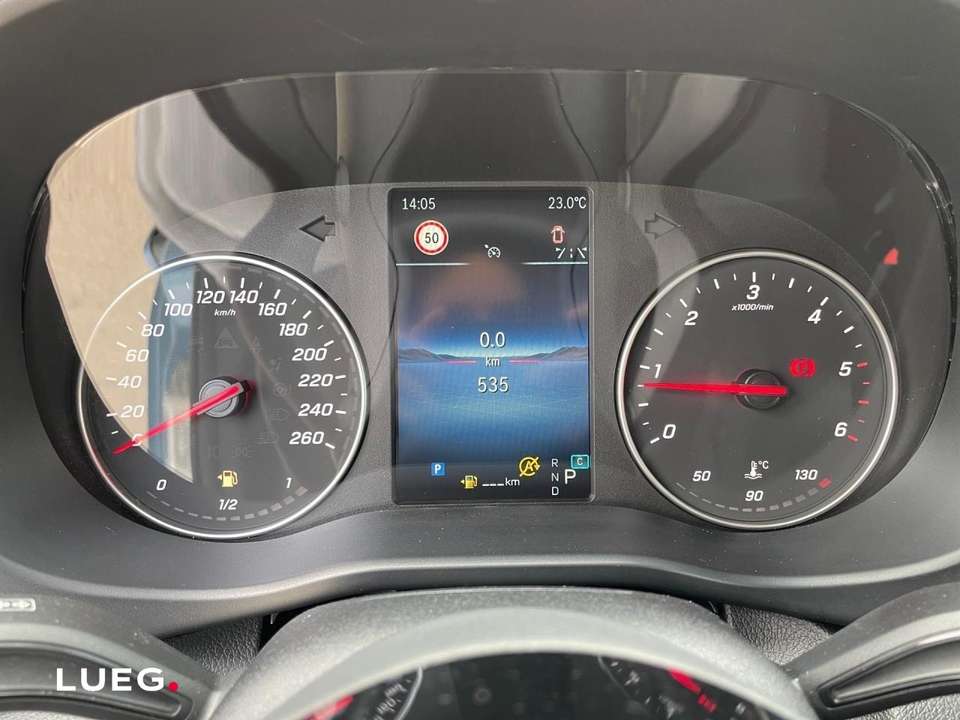 Mercedes-Benz Vito - Imagem 15