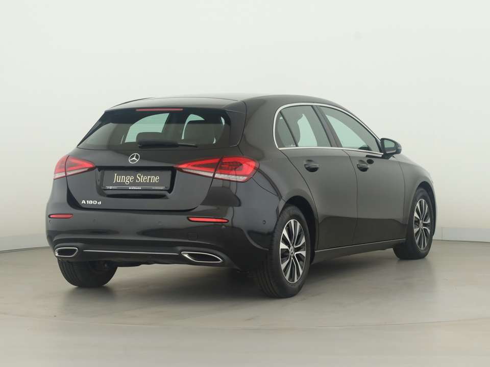 Mercedes-Benz A 180 - Imagem 2