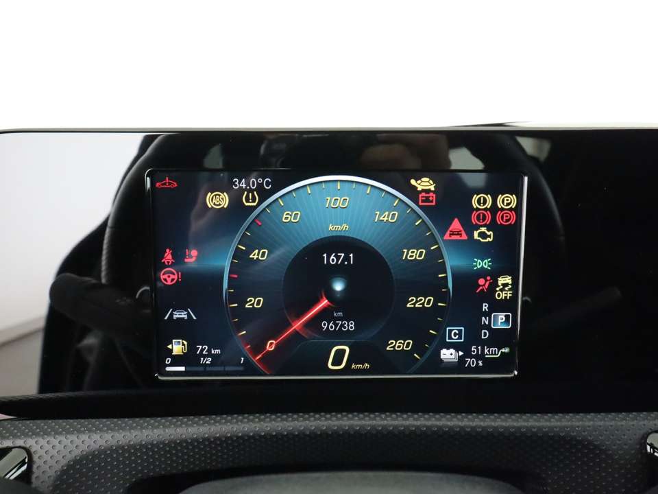 Mercedes-Benz CLA 250 - Imagem 13