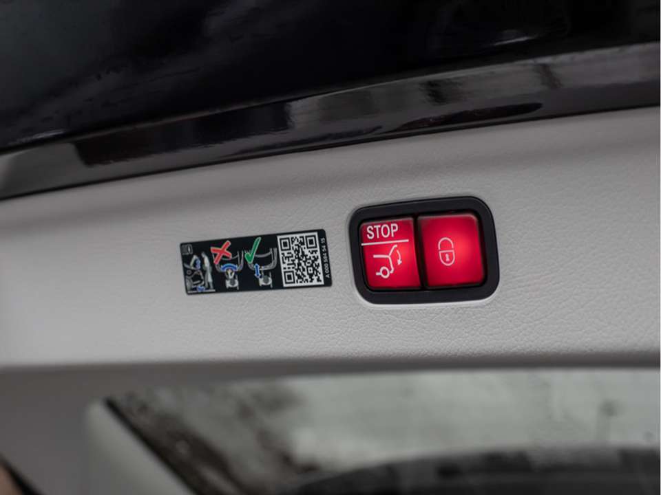 Mercedes-Benz EQE SUV - Imagem 6