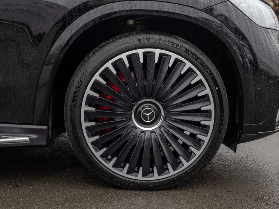 Mercedes-Benz EQE SUV - Imagem 8