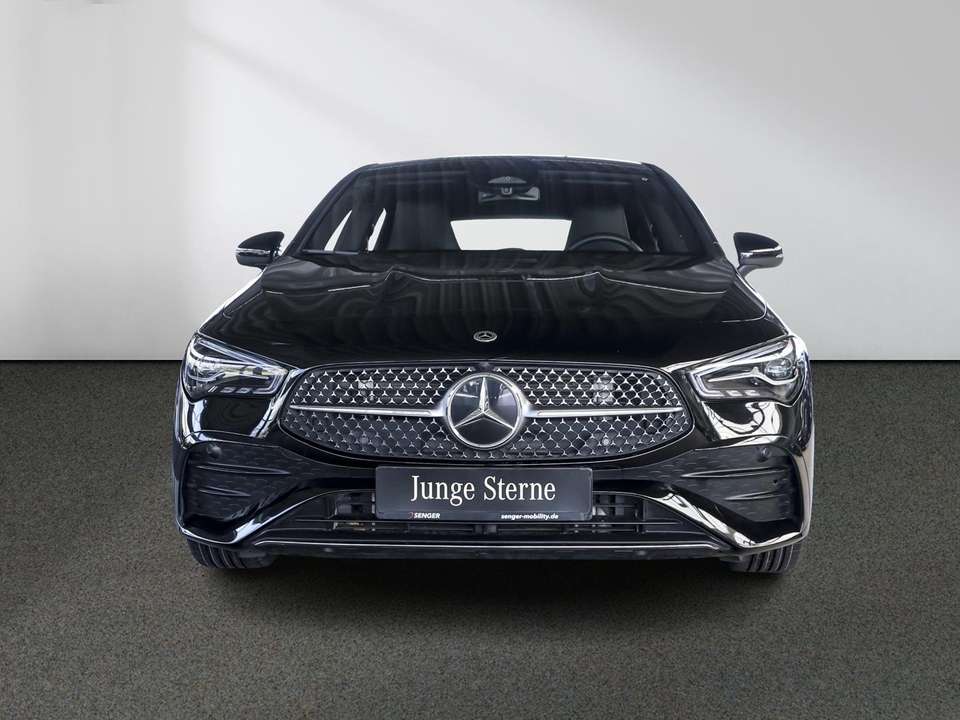 Mercedes-Benz CLA 180 - Imagem 4