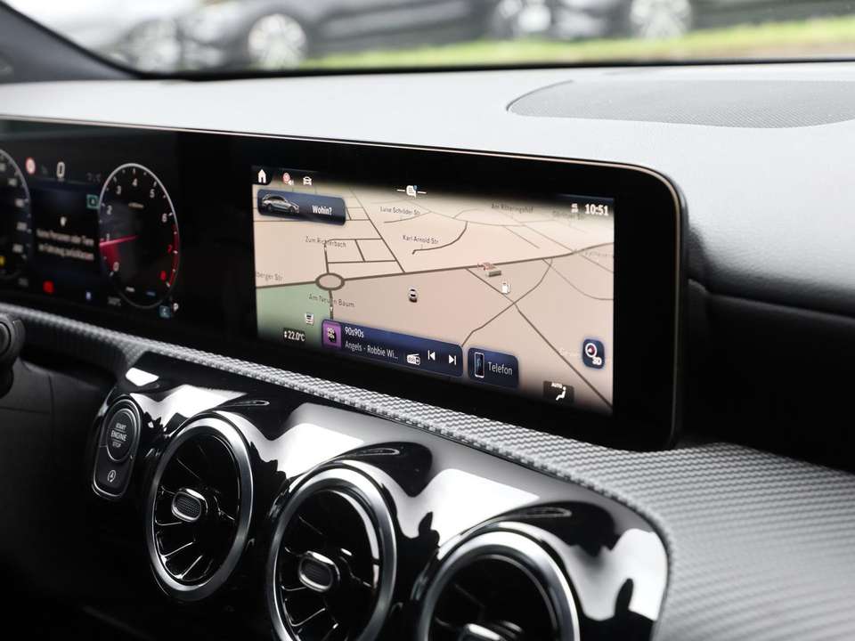 Mercedes-Benz CLA 200 - Imagem 8