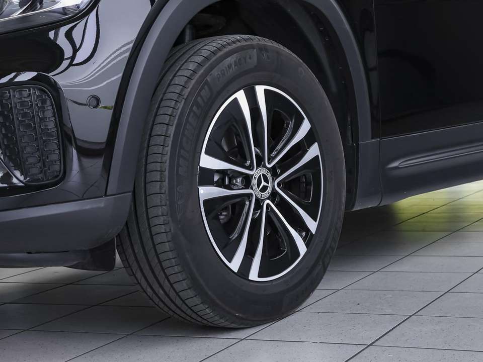 Mercedes-Benz GLB 200 - Imagem 9