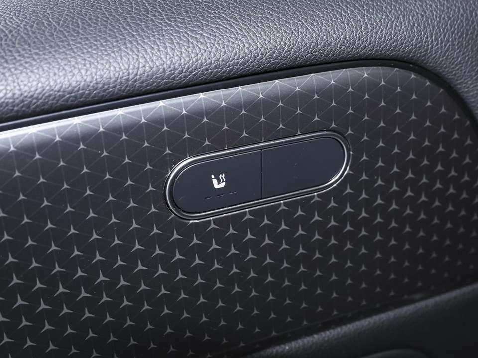 Mercedes-Benz GLB 200 - Imagem 14