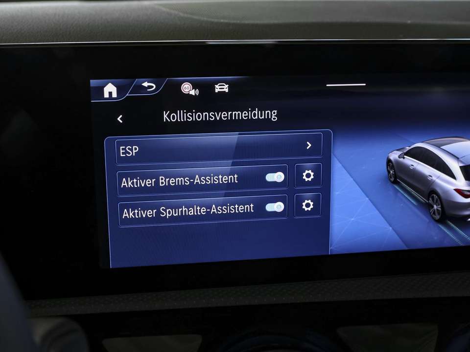 Mercedes-Benz CLA 180 - Imagem 14
