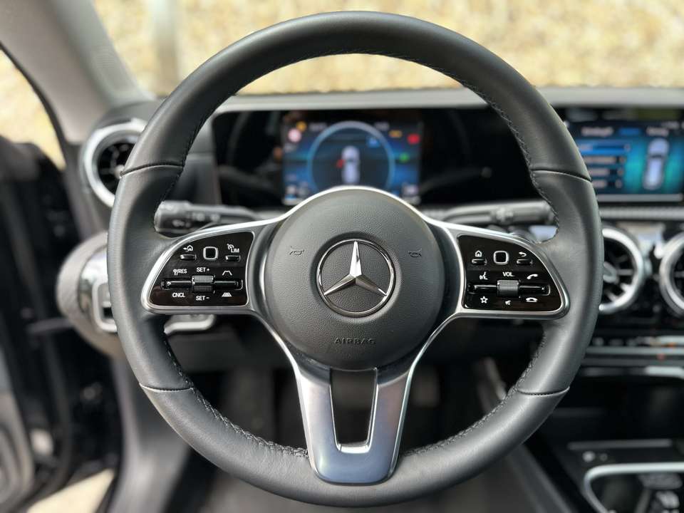Mercedes-Benz CLA 200 - Imagem 8