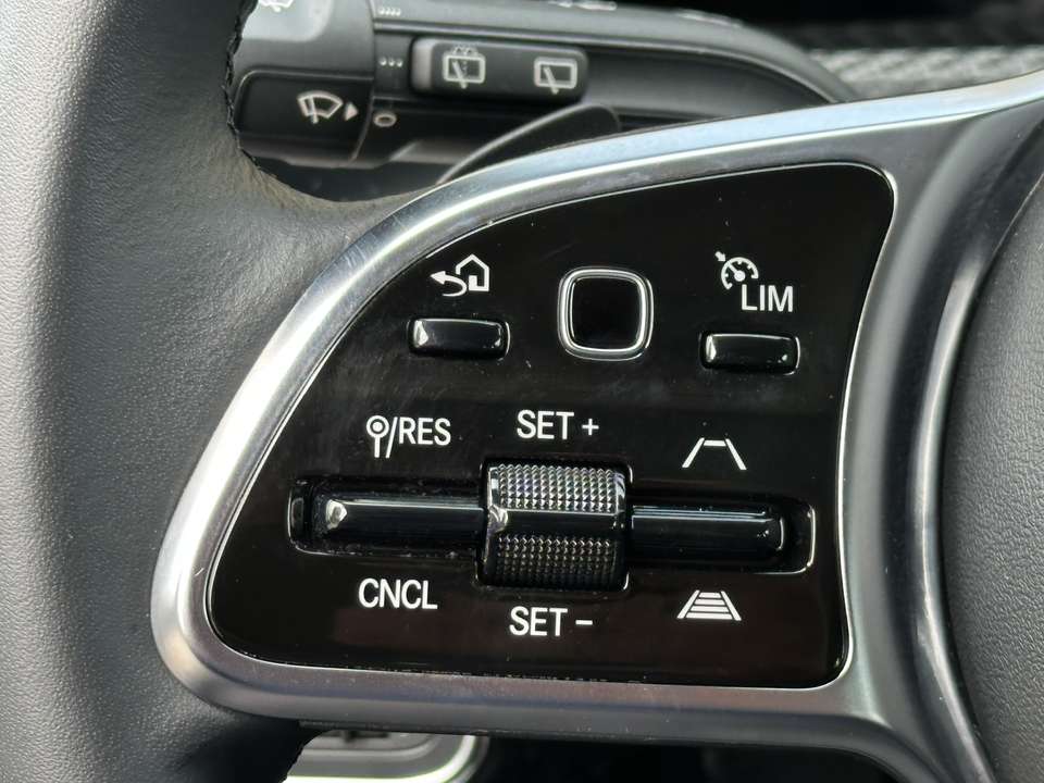 Mercedes-Benz CLA 200 - Imagem 9