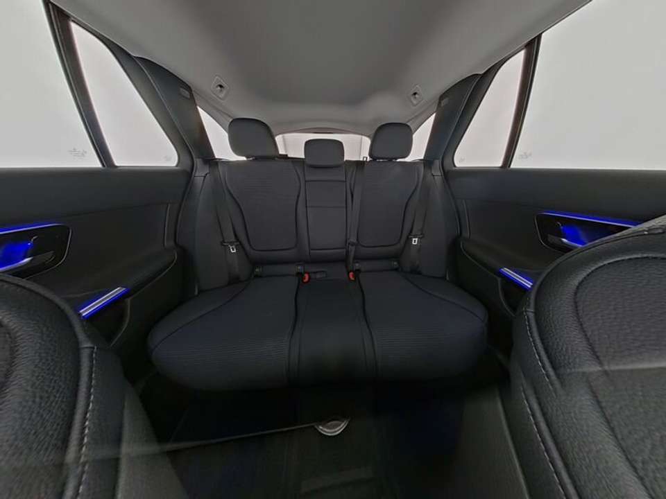 Mercedes-Benz C 300 - Imagem 7
