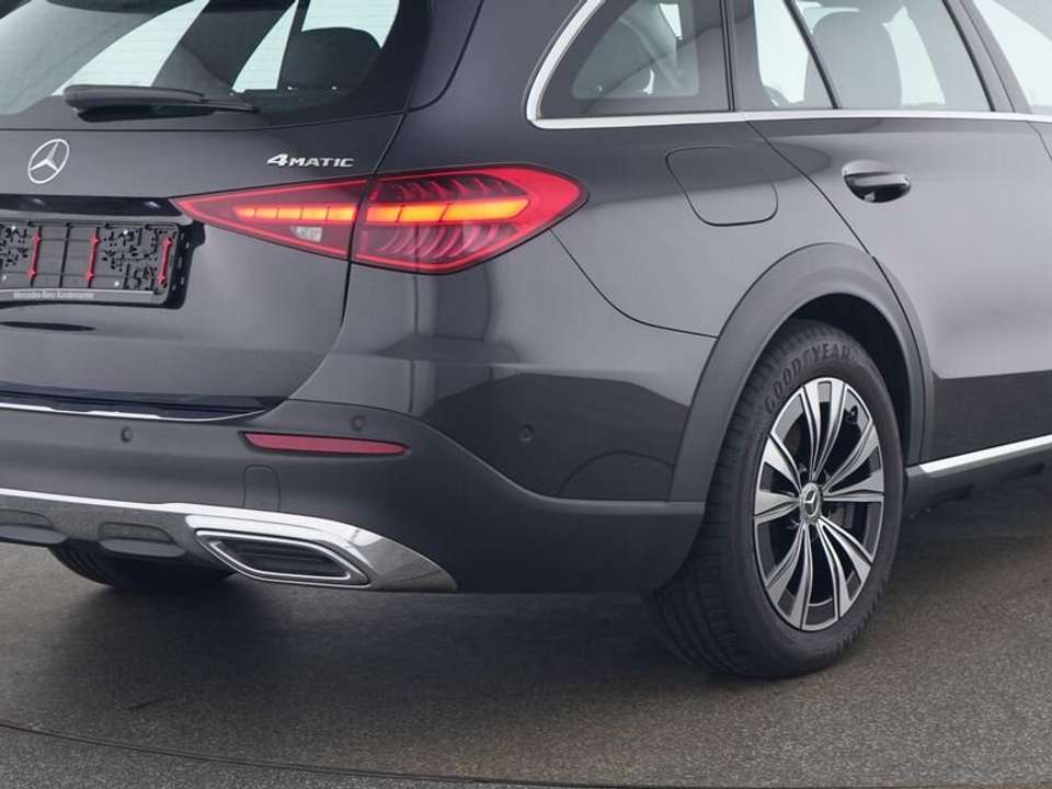Mercedes-Benz C 220 - Imagem 9