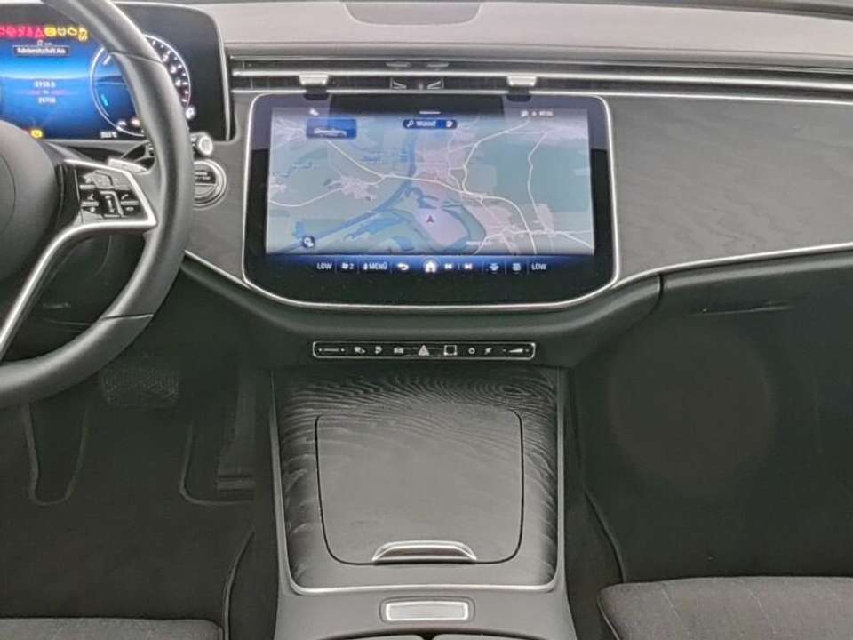Mercedes-Benz E 300 - Imagem 4